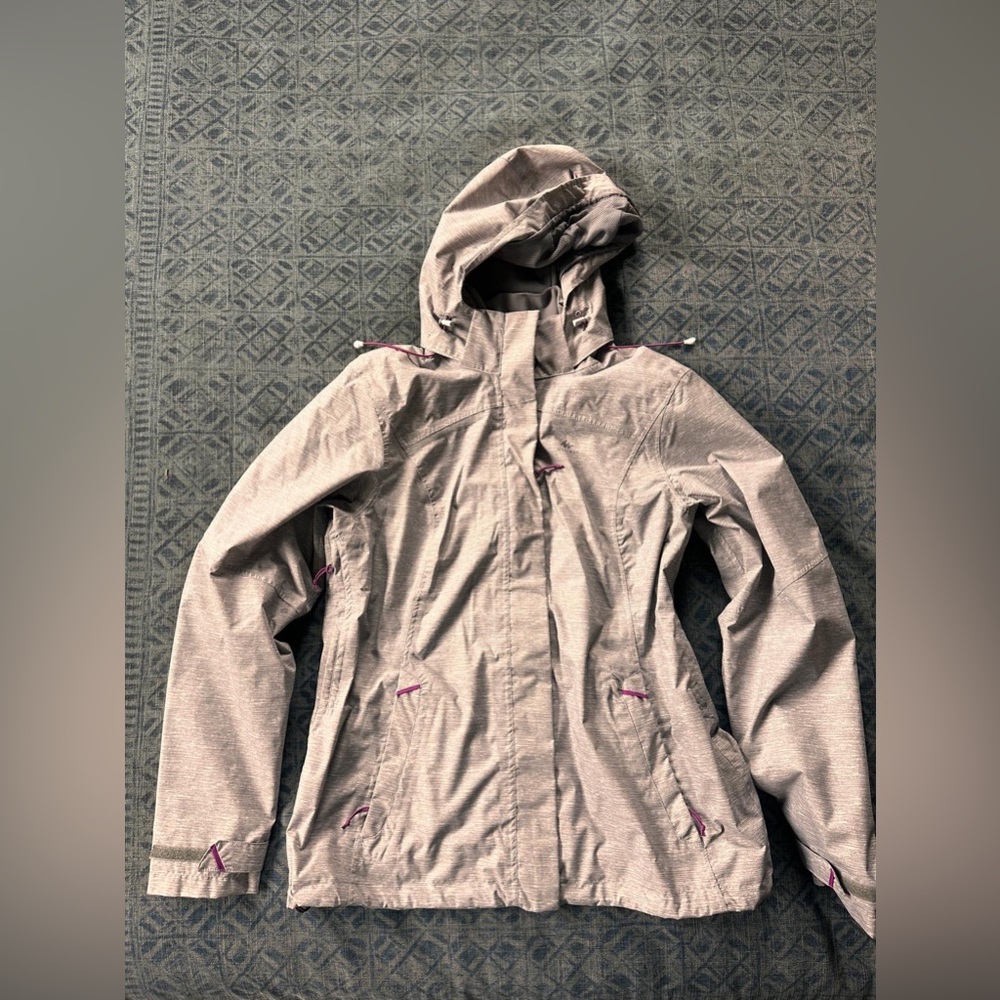 Quechua Women's Hooded Ski Jacket in Taupe